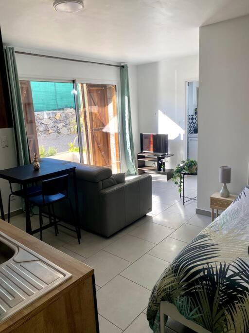 Studio Avec Terrasse Et Jacuzzi فالبون المظهر الخارجي الصورة
